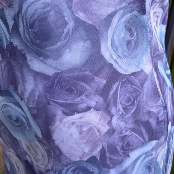 Zum Zum by Niki Livas floral gown 8 - Picture 7 of 16